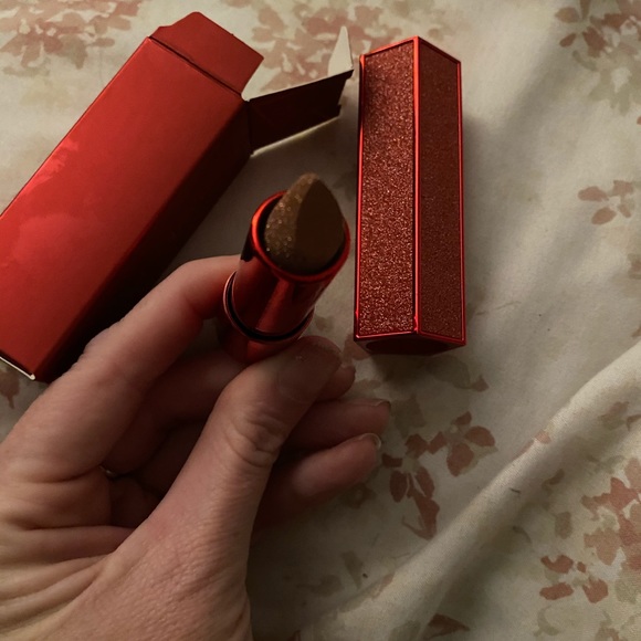 Hank and Henry lipstick - Picture 3 of 3